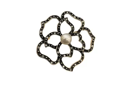 סיכת פרח אלאיה