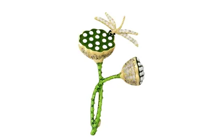 סיכת פרח זרעי לוטוס