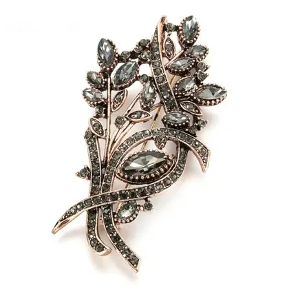 סיכת עיטור נדב