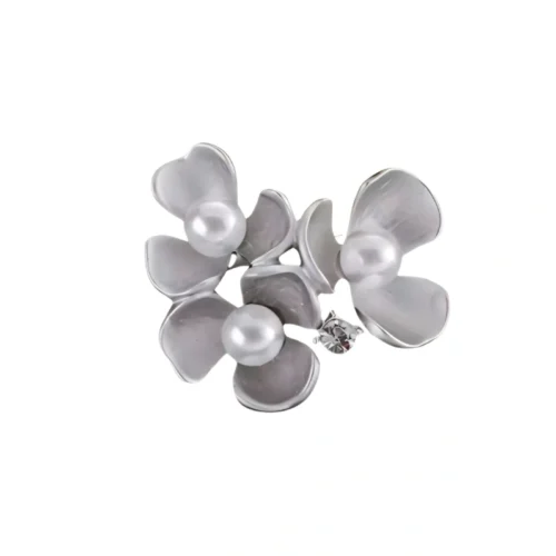 סיכת עלי פרחים אפור